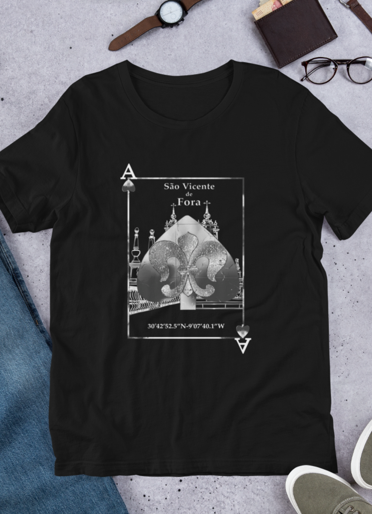 100% pre-shrunk cotton Unisex T-shirt with a vintage tarot design, perfect for lovers of the mystica, t-shirt, vintage tarot card.